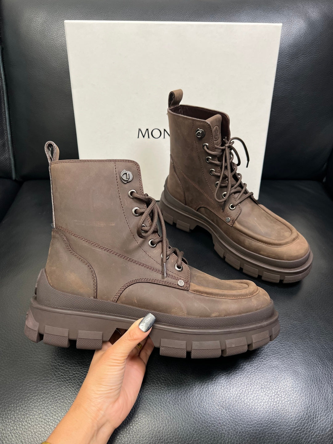 2025SS Shoelace Dr. Martens Boots