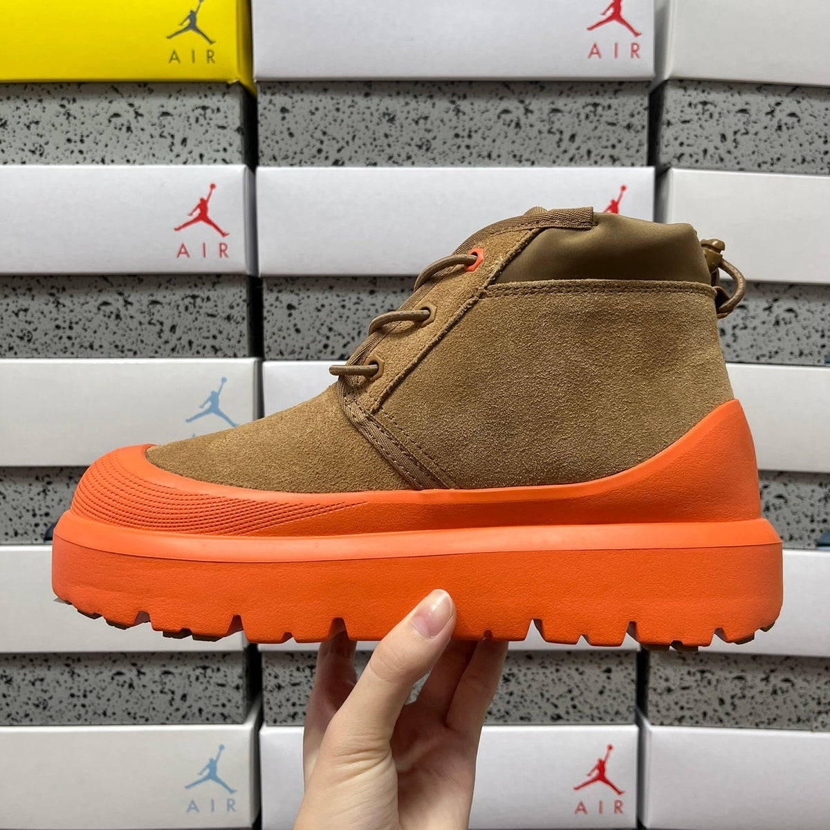 UGG Neumel Weather Hybrid Chukka Boot – Waterproof Suede Boot with UGGplush Lining, Lace-Up Closure & Contrast Orange Platform Outsole in Cattail