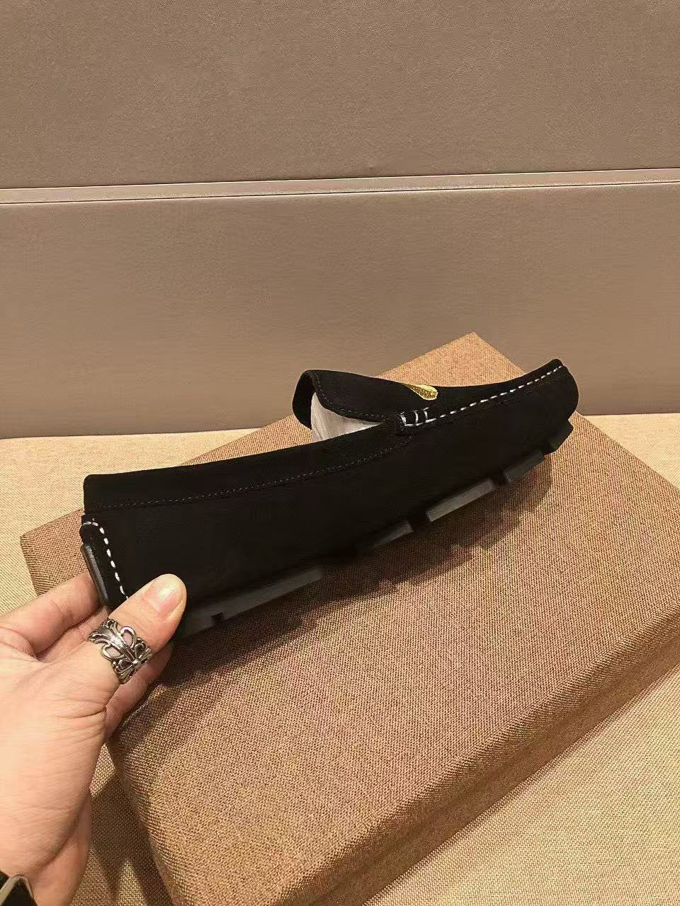 Gucci Black Bee-Embroidered Loafers
