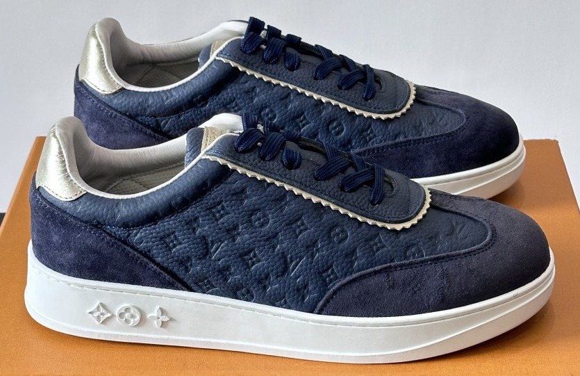 Louis Vuitton Flash Low-Top Sneakers
